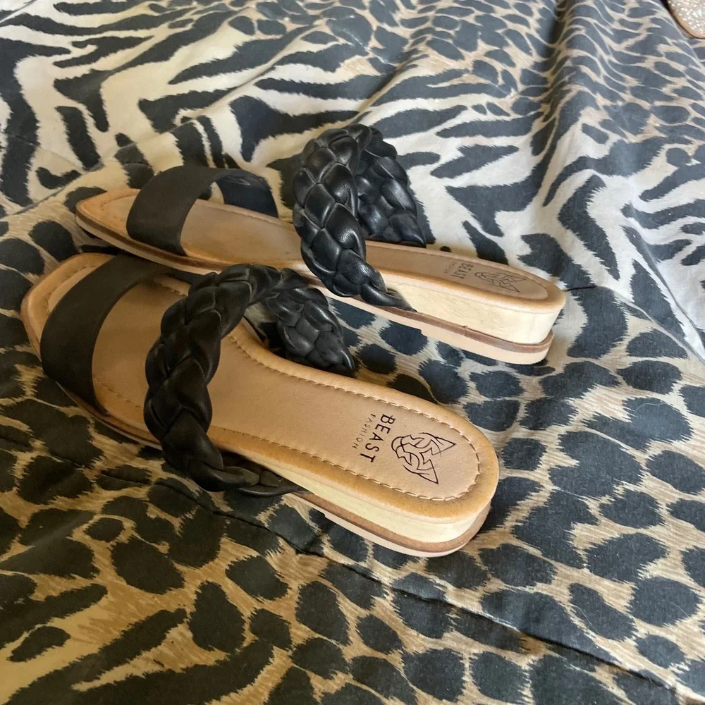 Womens Beast Fashion Braided‎ Black Slip On Sandals Slides Casual Sz 7